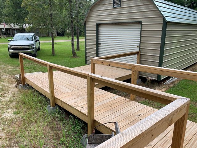 41 Oak Shade Lane, Point Blank, TX 77364