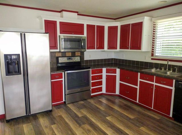41 Oak Shade Lane, Point Blank, TX 77364