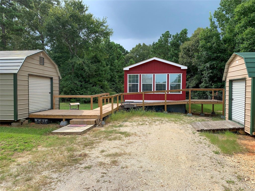 41 Oak Shade Lane, Point Blank, TX 77364