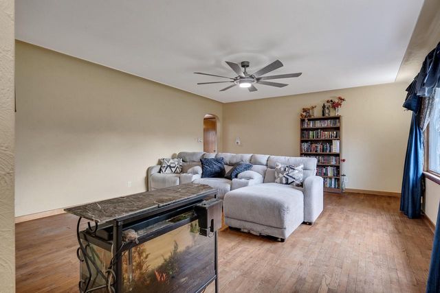 519 9th AVENUE S, Onalaska, WI 54650