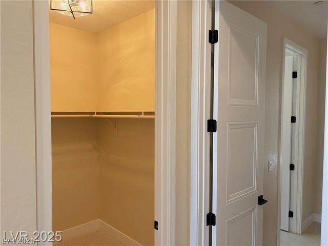 191 Viento Sky Street, Henderson, NV 89012