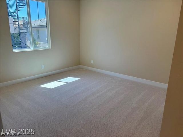 191 Viento Sky Street, Henderson, NV 89012