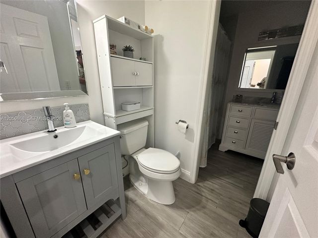 10807 NW 8th Street 7U6, Pembroke Pines, FL 33026