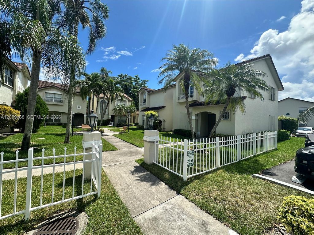 10807 NW 8th Street 7U6, Pembroke Pines, FL 33026