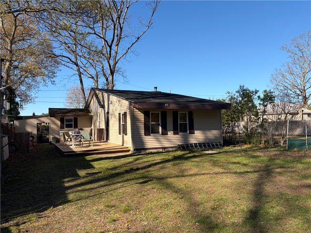 193 Shady Valley Road, Coventry, RI 02816