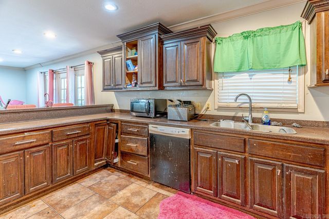 513 W Thomas Ave, Jonesboro, AR 72401