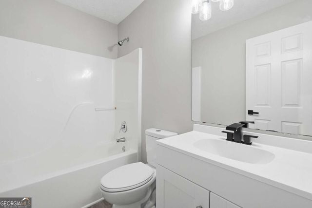 2362 Garnet Avenue, Riverdale, GA 30296