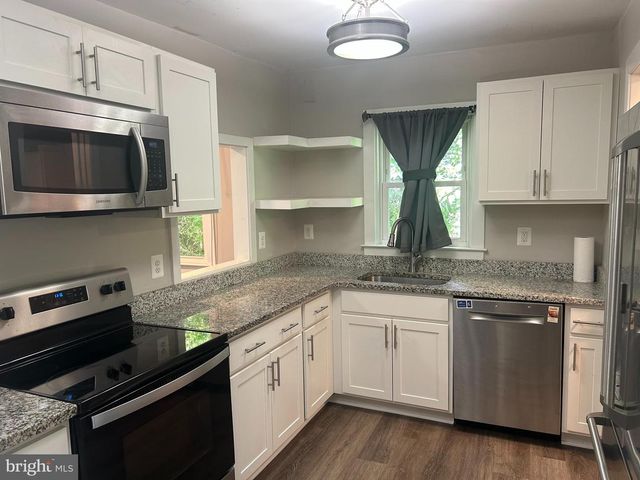 160 MOUNTAIN RD, Pasadena, MD 21122