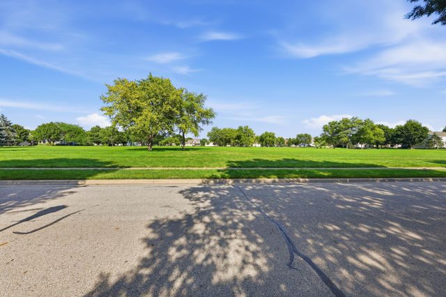 3193 Walkerview Drive, Hilliard, OH 43026