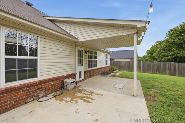 26160 E 90th Place S, Broken Arrow, OK 74014