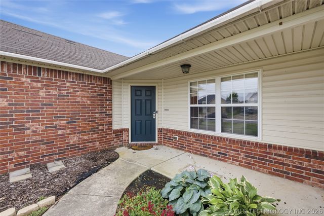 26160 E 90th Place S, Broken Arrow, OK 74014