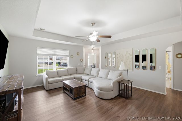 26160 E 90th Place S, Broken Arrow, OK 74014