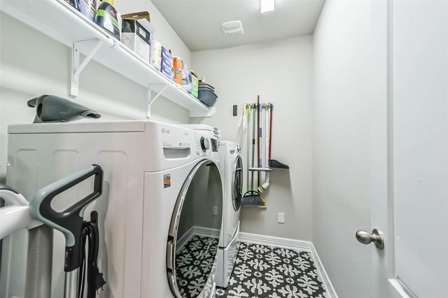 26107 Pond Lily Circle, Richmond, TX 77406