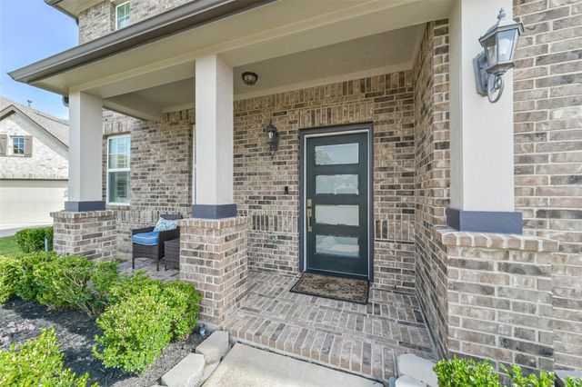 26107 Pond Lily Circle, Richmond, TX 77406