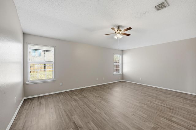 1665 Crown Point Drive, Little Elm, TX 75036