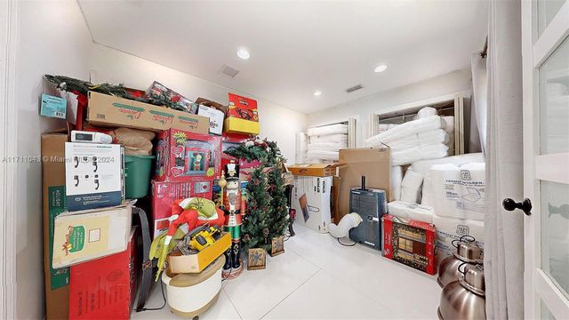 27200 SW 162nd Ave, Homestead, FL 33031