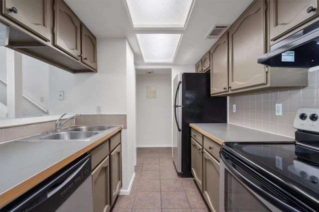 1808 Cinnamon PATH, Austin, TX 78704