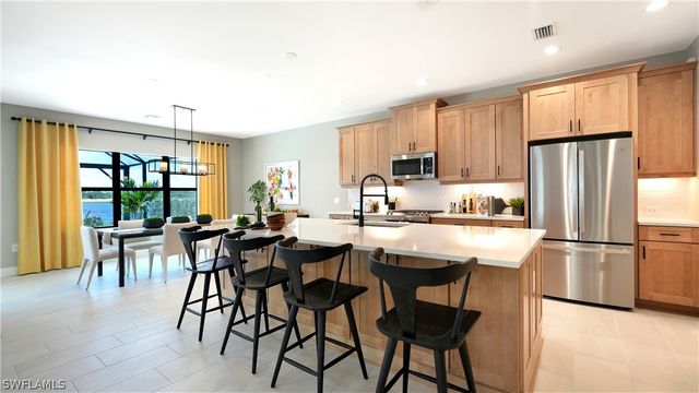 4243 Pegasus WAY, Naples, FL 34120