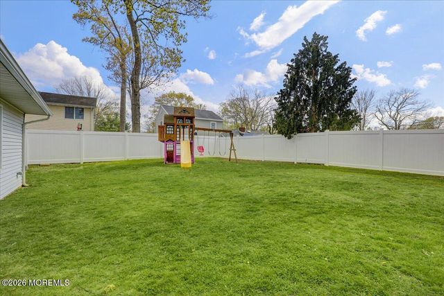 503 Crosswick Avenue, Forked River, NJ 08731