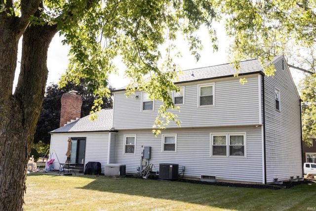 3130 Bellshire Way, Fort Wayne, IN 46815