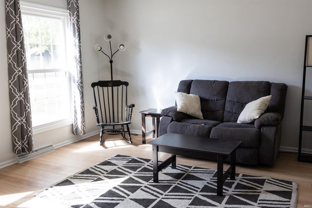 3130 Bellshire Way, Fort Wayne, IN 46815