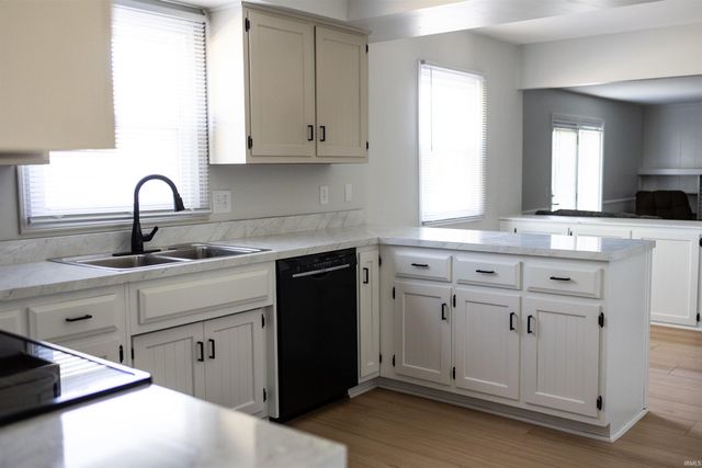 3130 Bellshire Way, Fort Wayne, IN 46815