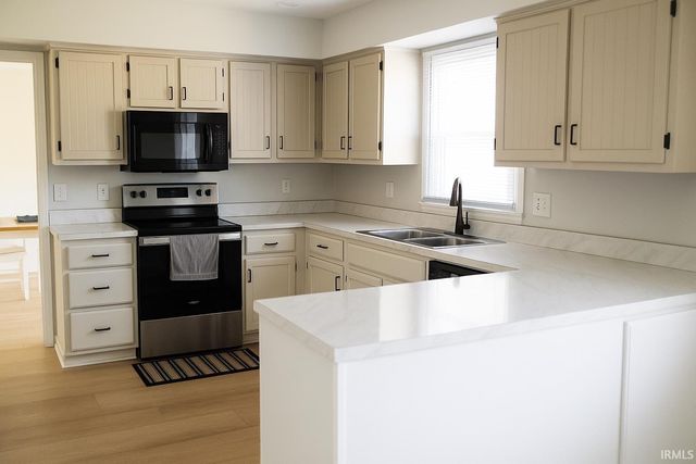 3130 Bellshire Way, Fort Wayne, IN 46815