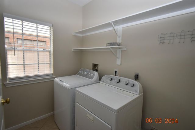 1626 Diamond Brook Drive, Houston, TX 77062