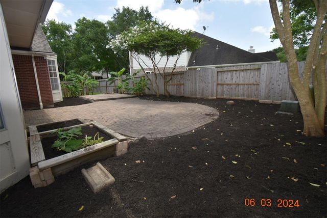 1626 Diamond Brook Drive, Houston, TX 77062