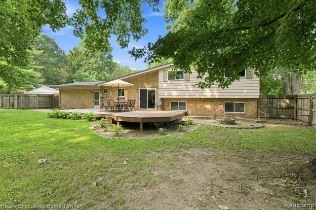 46500 Cypress Street, Utica, MI 48315