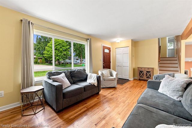 46500 Cypress Street, Utica, MI 48315
