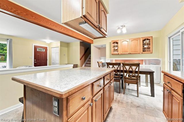 46500 Cypress Street, Utica, MI 48315