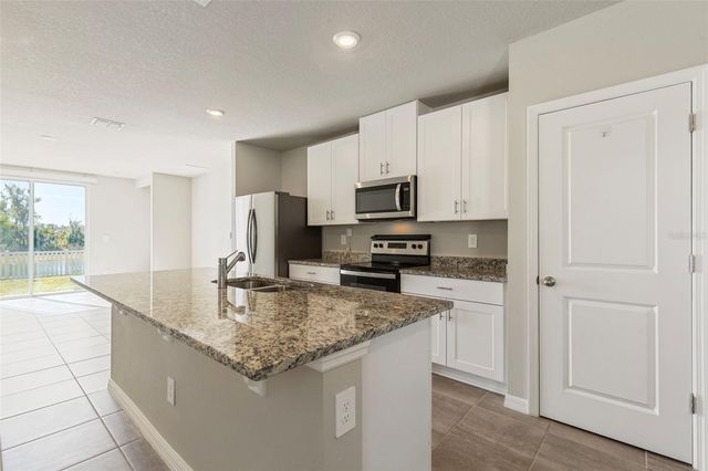 2315 E NEWSOME ROAD, Plant City, FL 33565