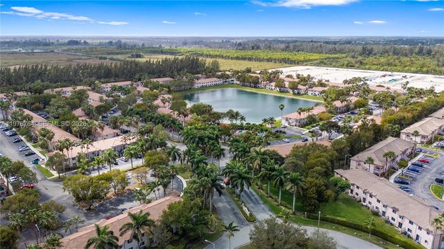 2930 12 RD 204-31, Homestead, FL 33035