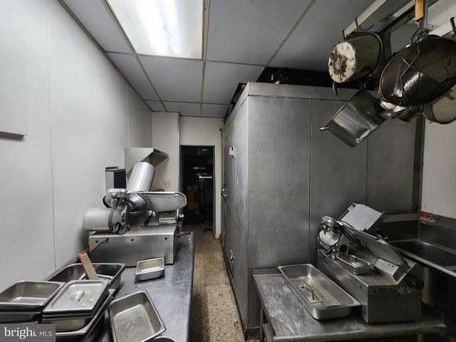 2119 E MONUMENT ST, Baltimore, MD 21205