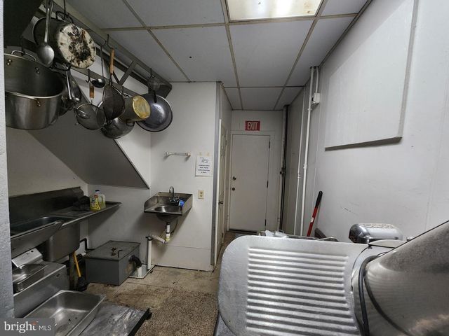 2119 E MONUMENT ST, Baltimore, MD 21205