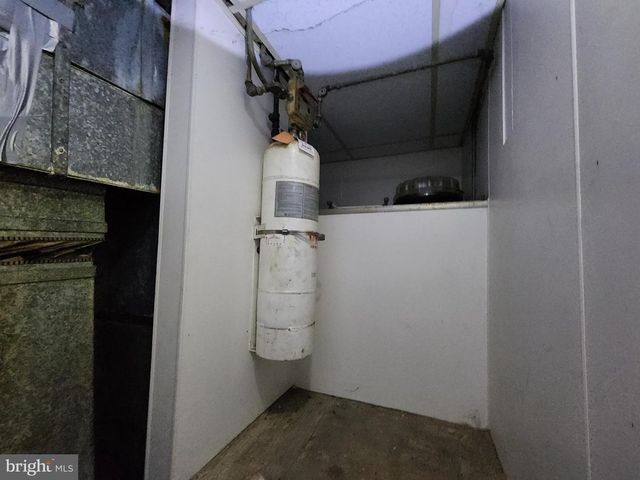 2119 E MONUMENT ST, Baltimore, MD 21205