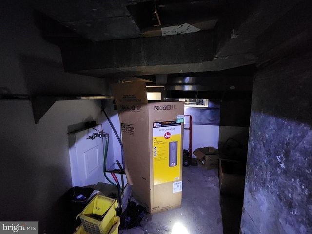 2119 E MONUMENT ST, Baltimore, MD 21205