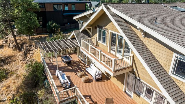 1964 NW 1st Street, Bend, OR 97703