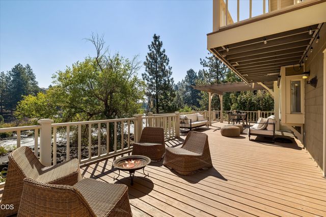 1964 NW 1st Street, Bend, OR 97703