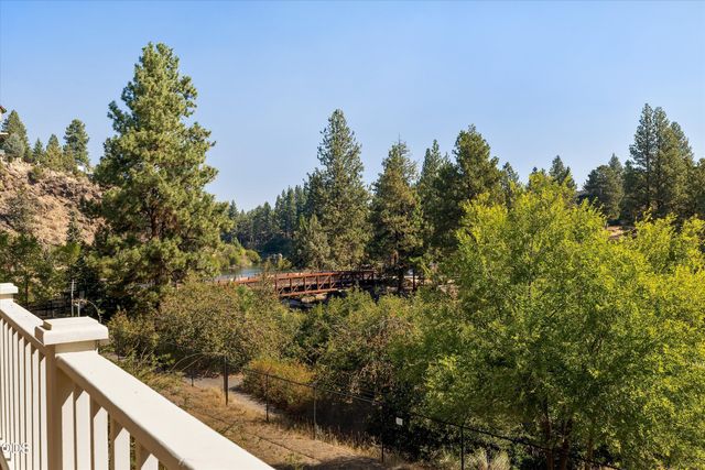 1964 NW 1st Street, Bend, OR 97703