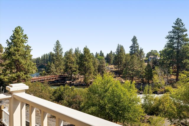 1964 NW 1st Street, Bend, OR 97703