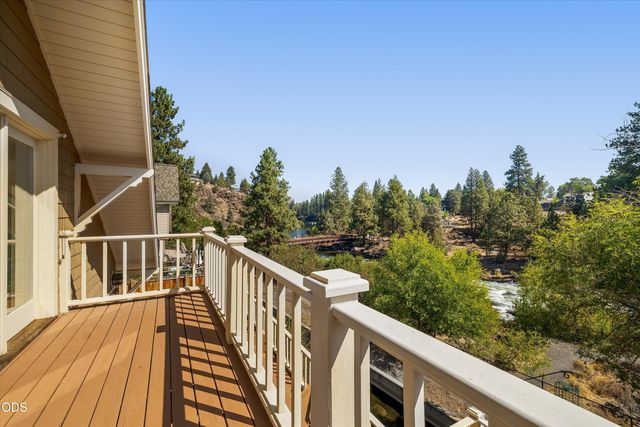 1964 NW 1st Street, Bend, OR 97703