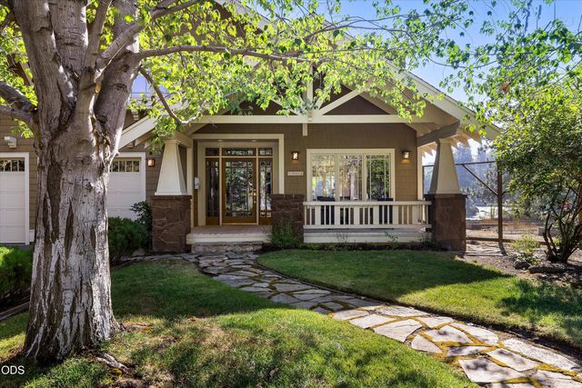 1964 NW 1st Street, Bend, OR 97703