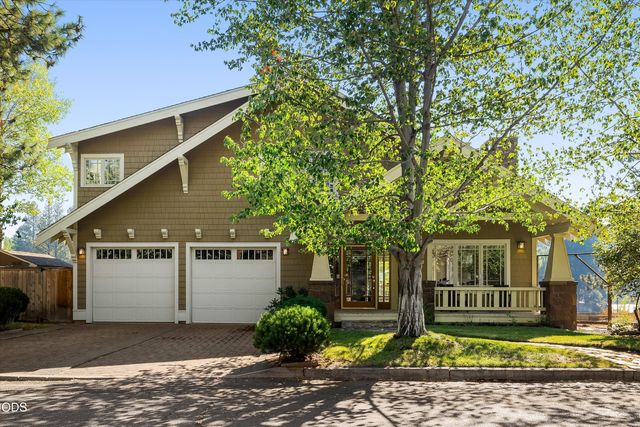 1964 NW 1st Street, Bend, OR 97703