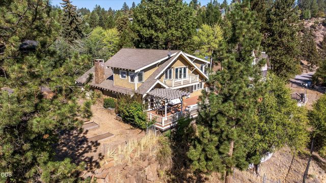 1964 NW 1st Street, Bend, OR 97703