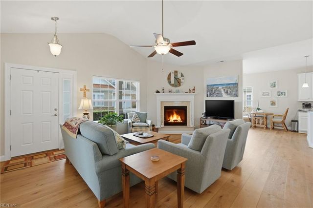 1526 Carrolton WAY, Chesapeake, VA 23320