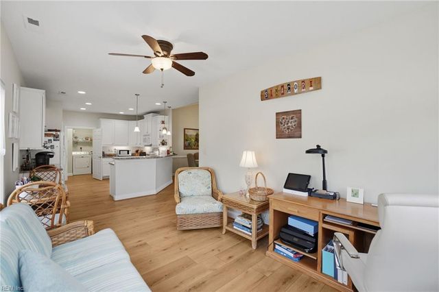 1526 Carrolton WAY, Chesapeake, VA 23320