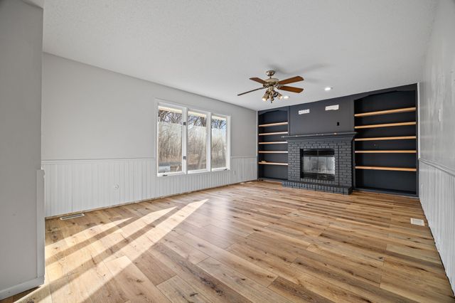 6506 Hickory Lane, Urbandale, IA 50322