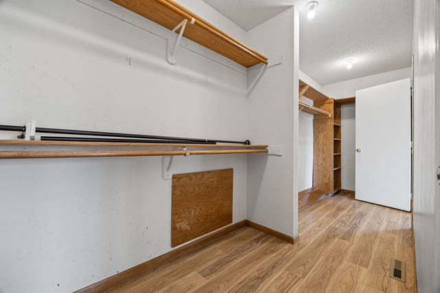 6506 Hickory Lane, Urbandale, IA 50322